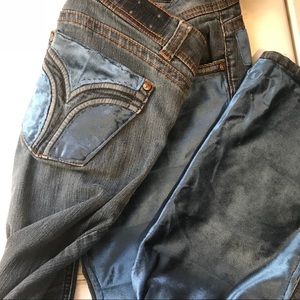 Blue velvet paneled jeans